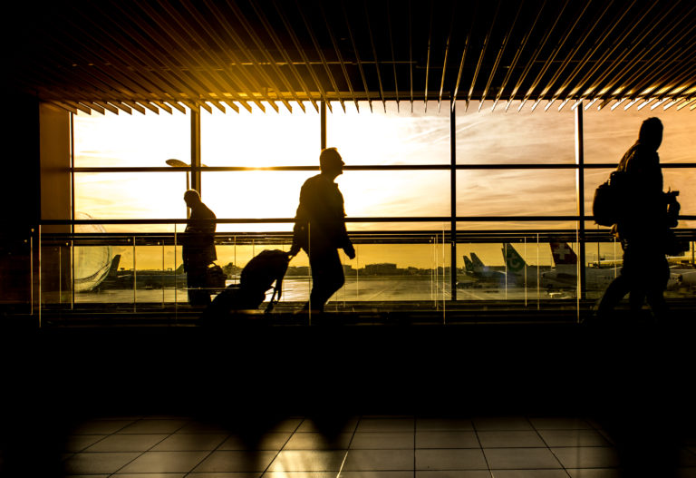 airport-man-silhouette-768x527